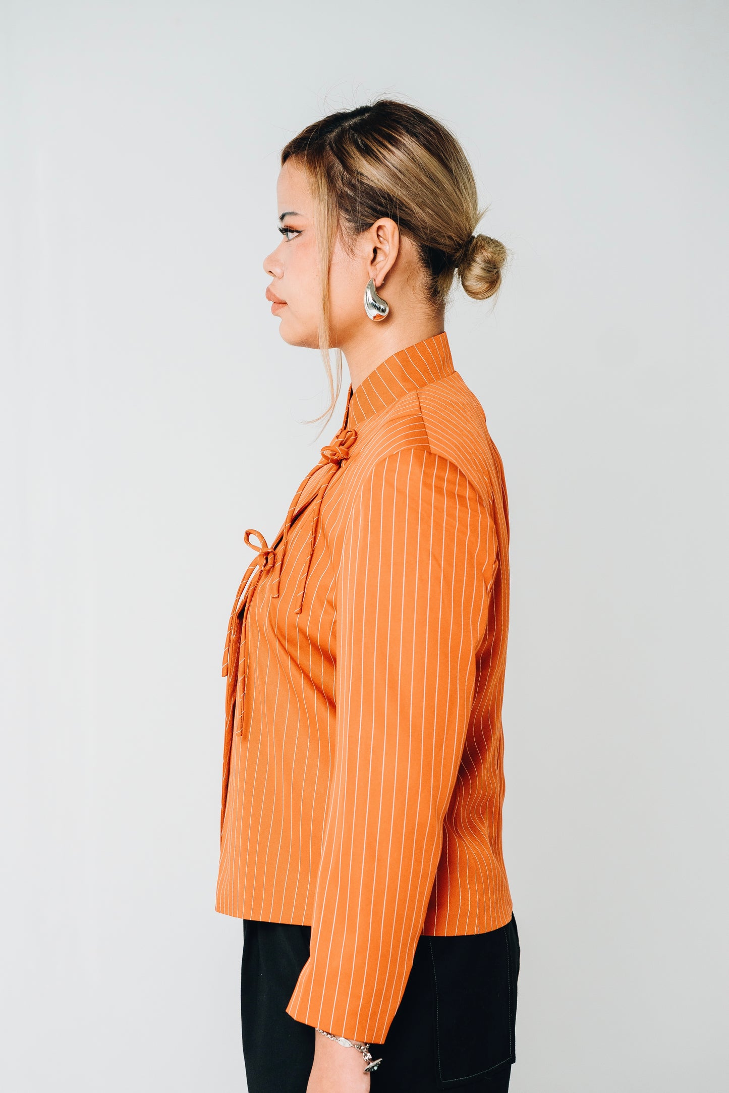 Lineage of Hers in Orange